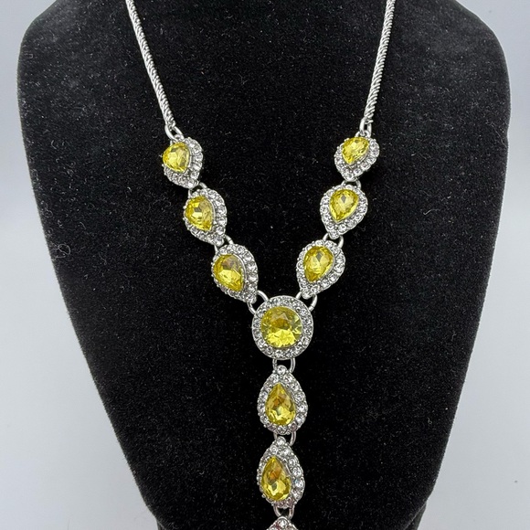 Charter Club Necklace Silver Tone w/ Yellow Glass & Clear Rhinestones NWOT - Picture 2 of 5
